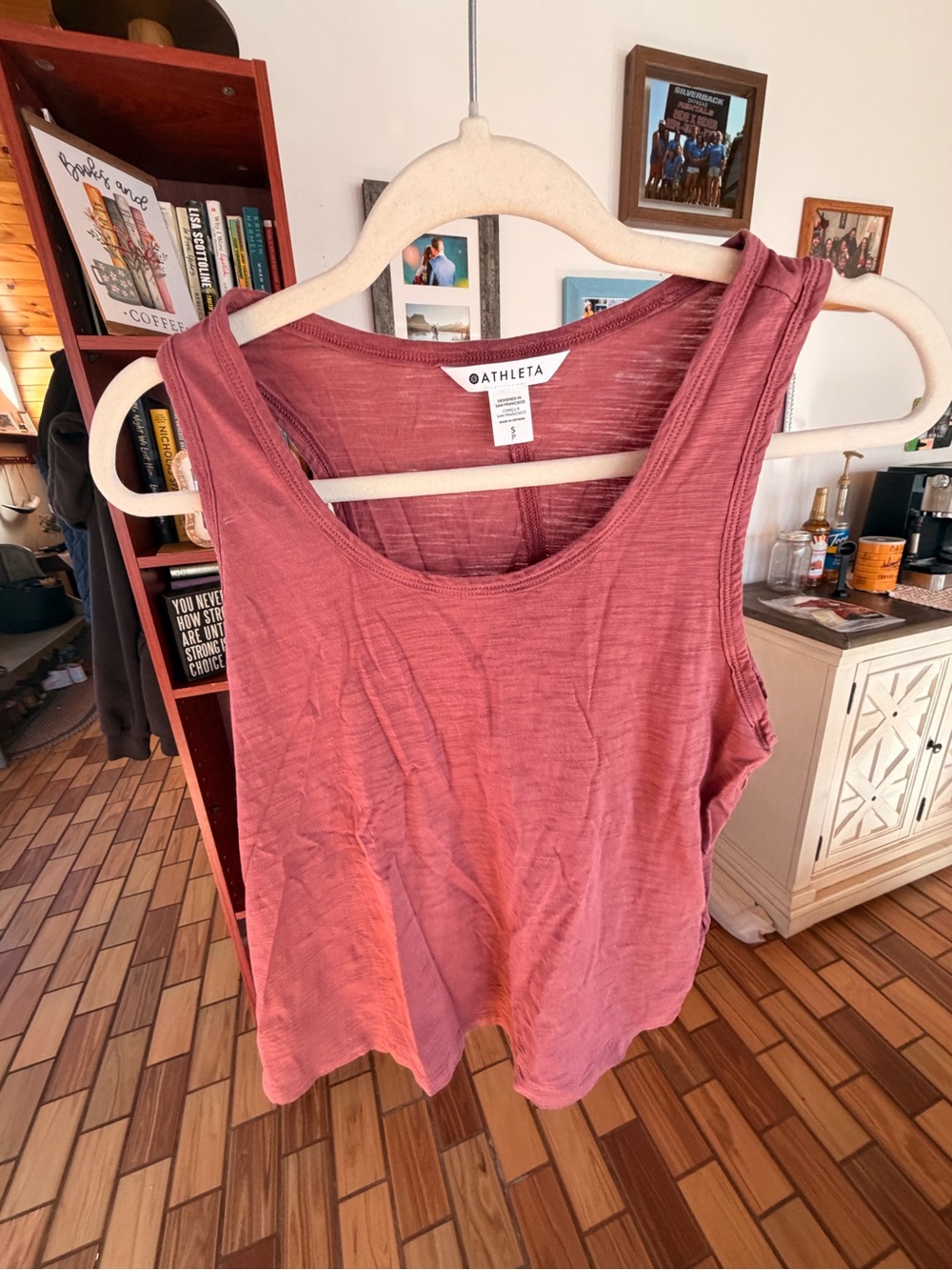 Athleta Dusty Rose Scoop Neck Tank Top